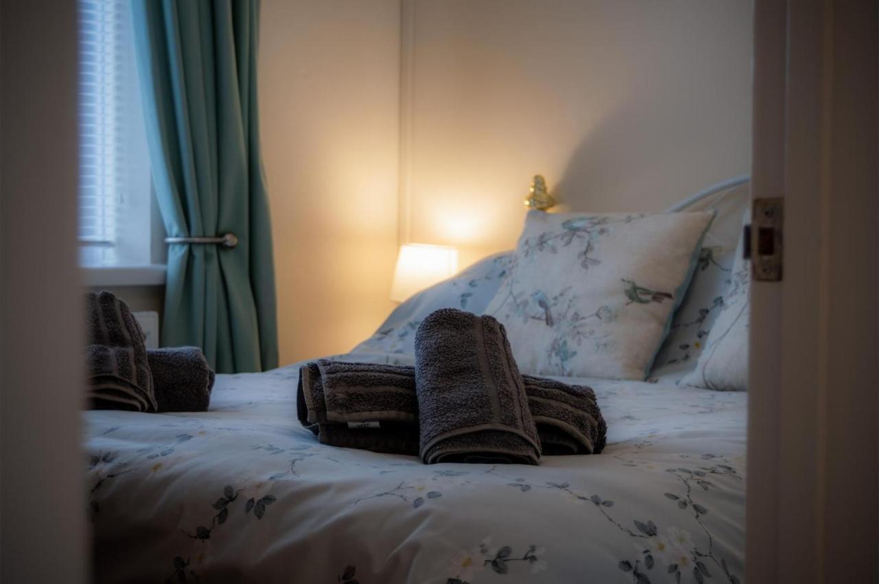 Seawinds - 2 Bedroom Bungalow - PentlepoirKilgetty エクステリア 写真